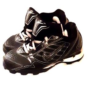 Children's/ kids cleats